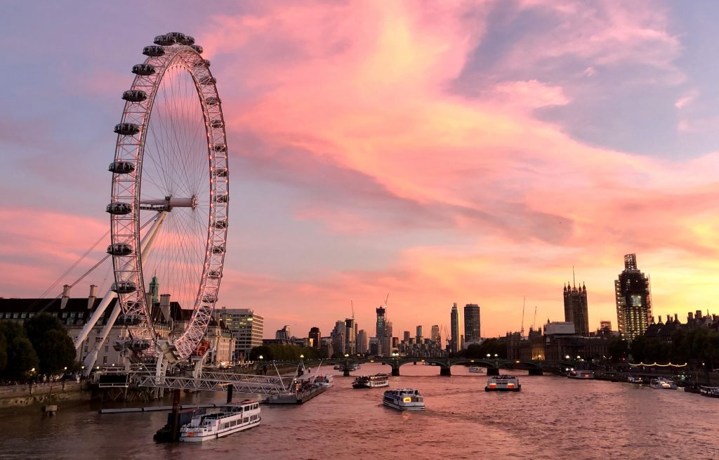 Sunset at London Eye